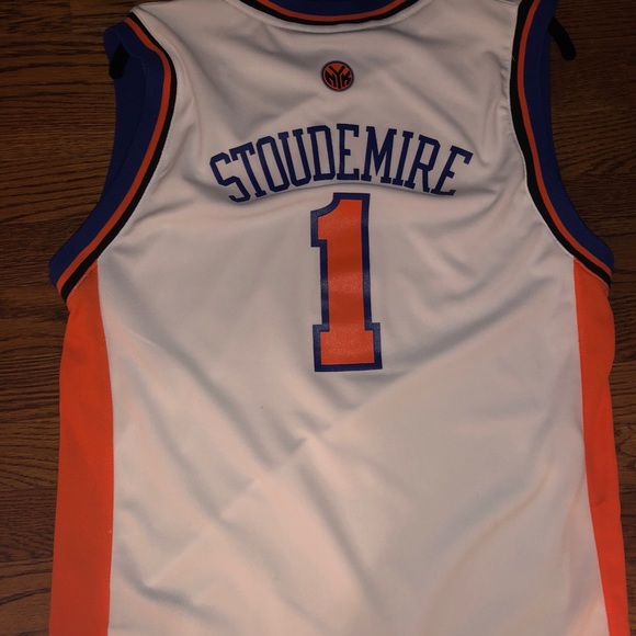 Amare Stoudemire Knick’s away jersey - Picture 2 of 2